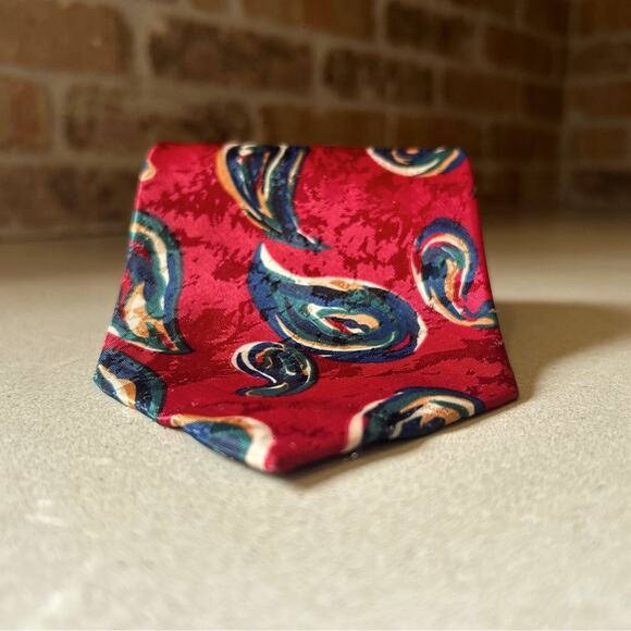 L’uomo italin silk red blue paisley vintage 80s 90s style men’s tie - Picture 6 of 12